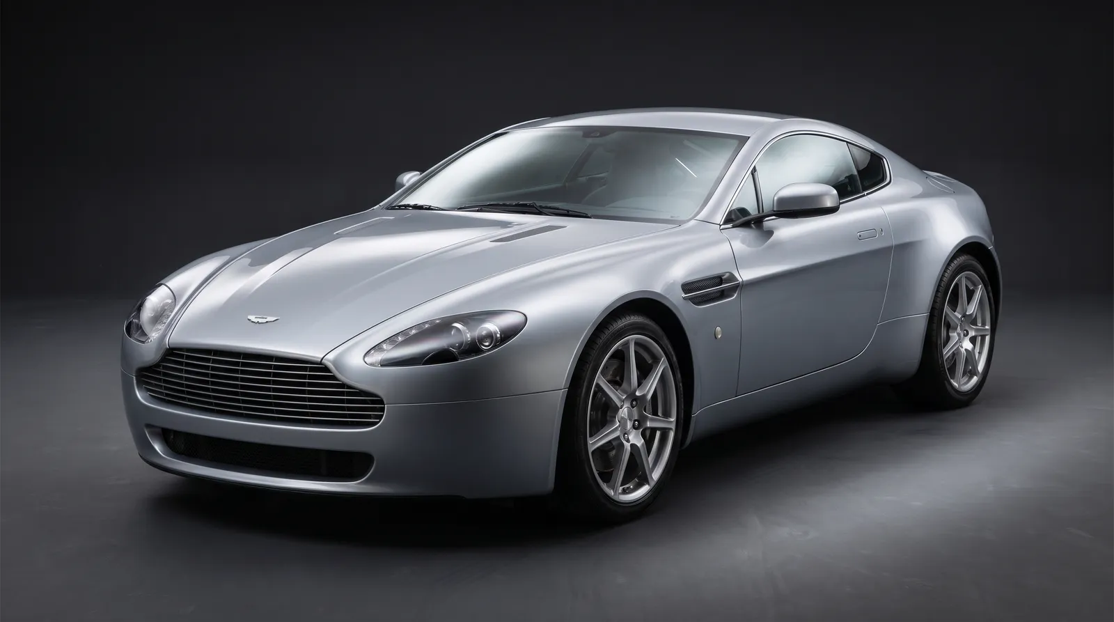 Aston Martin DB9